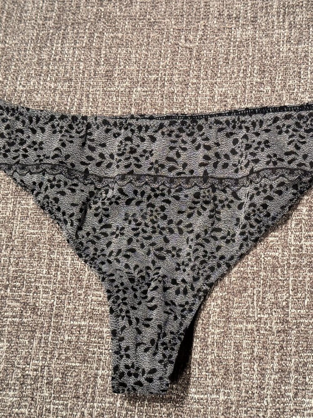 Adore Me Nare Printed Mesh Thong Panty – Novelty Black / Grey Leaf – Size M